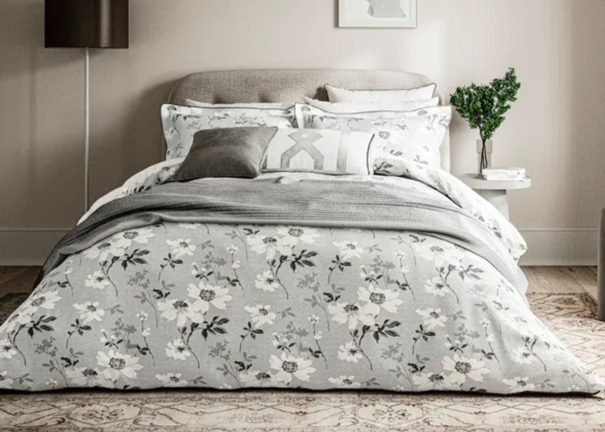 Bedeck of Belfast "Sefa" Duvet Cover and Oxford Pillowcase in Silver