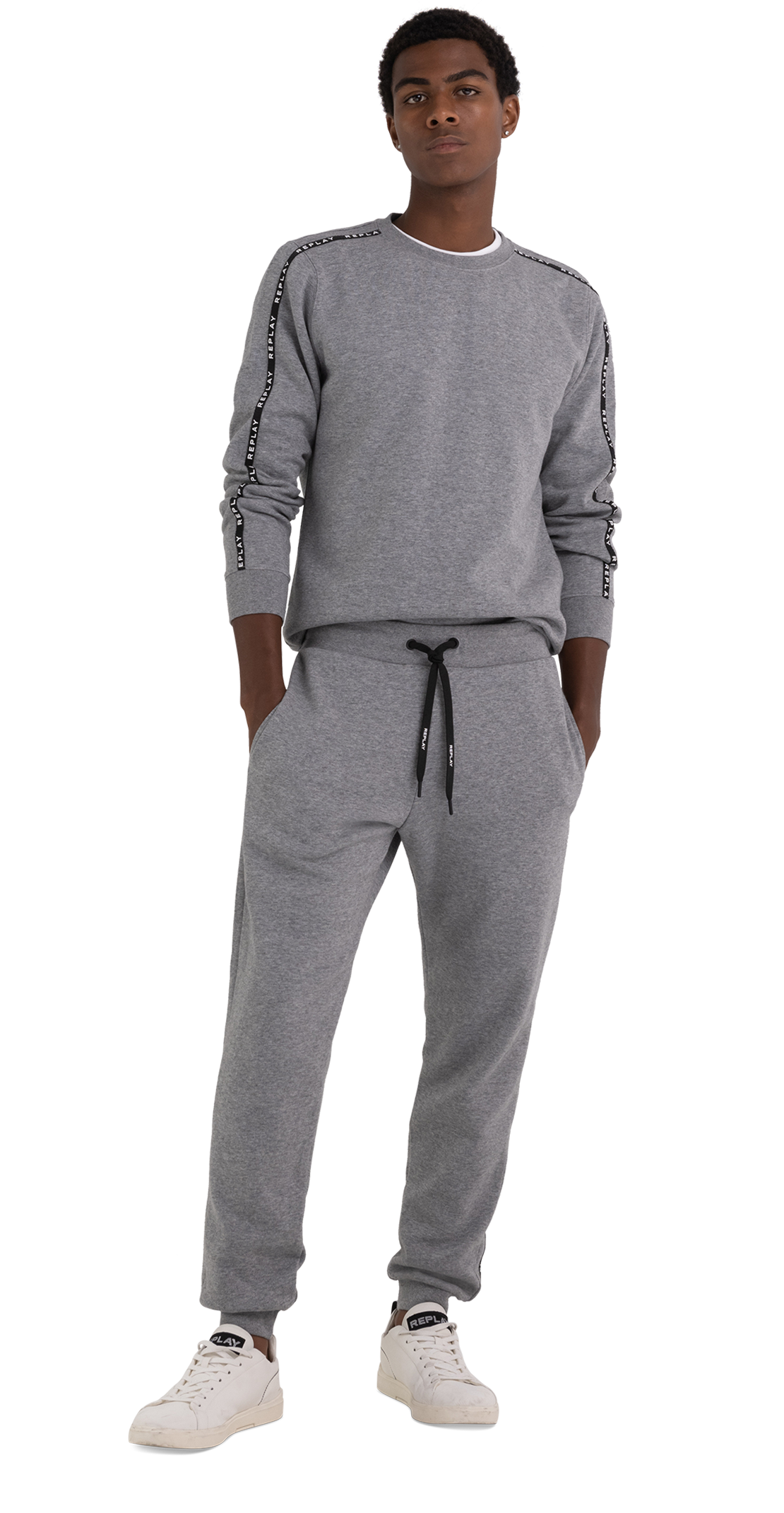 JOGGER TROUSERS WITH CUSTOMIZED EDGES