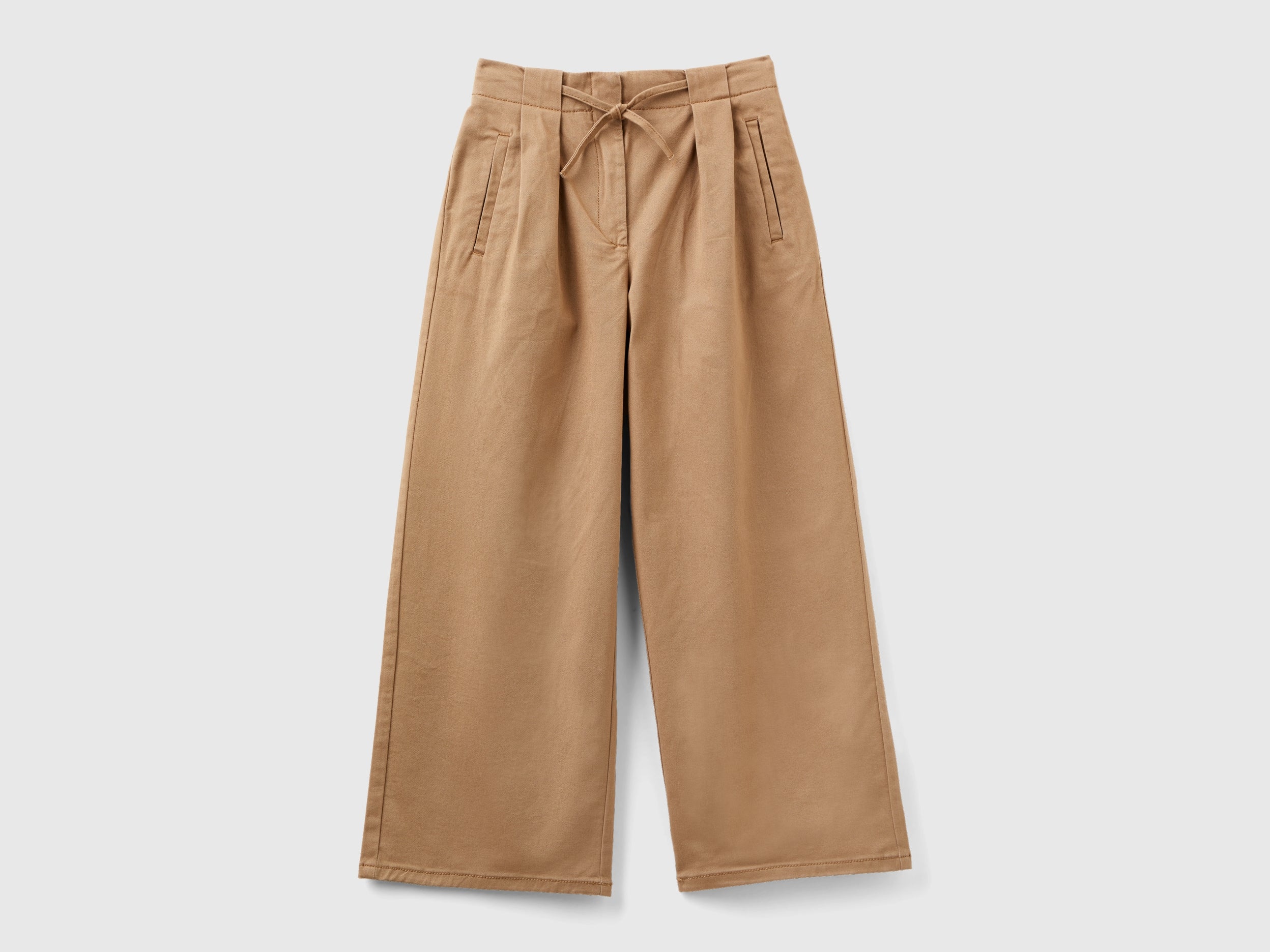 Wide fit trousers in stretch cotton