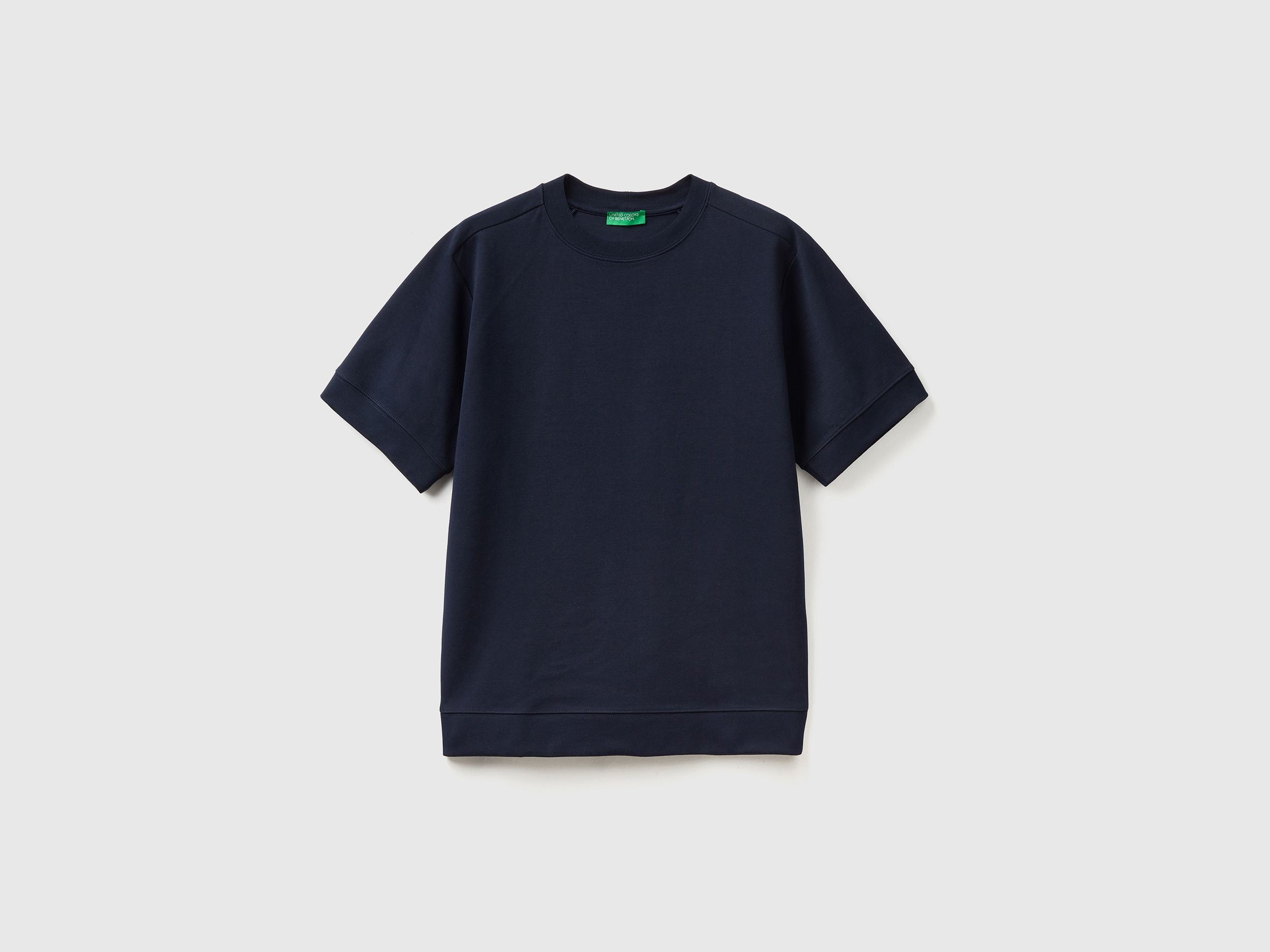 Short sleeve sweatshirt