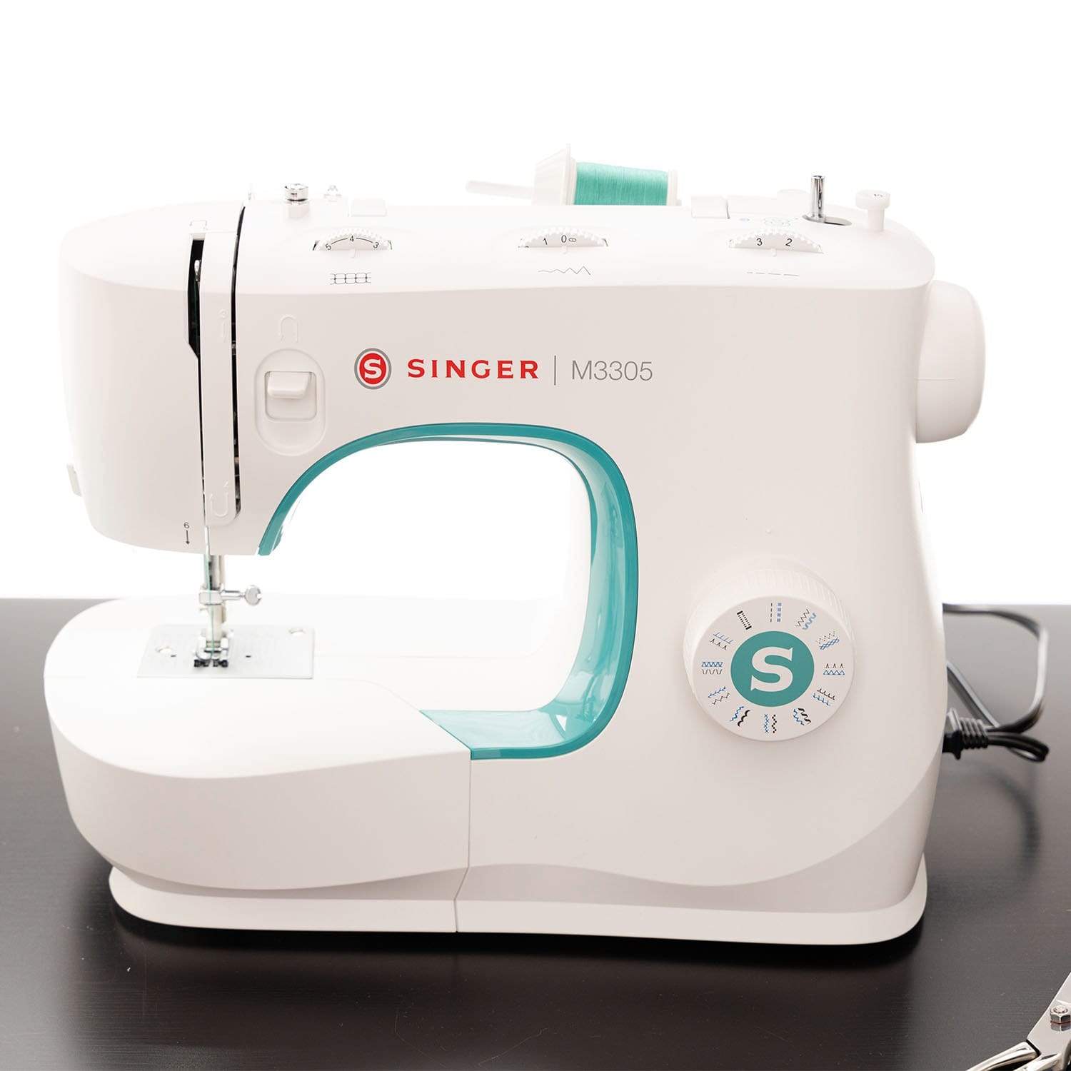 Singer Mechanical Sewing Machine M3305